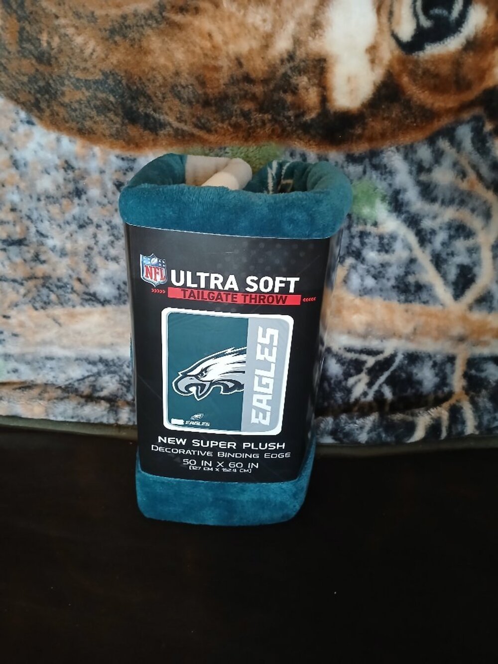 Philadelphia Eagles Ultra Soft Tailgate Throw 50" x 60"